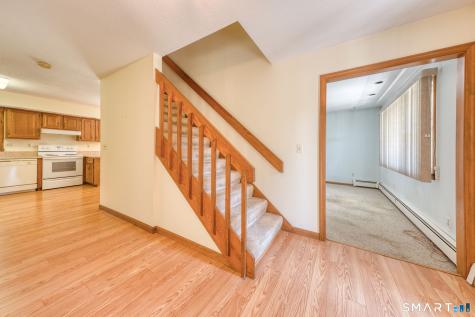 170 Garnet Lane South Windsor CT 06074