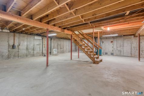 170 Garnet Lane South Windsor CT 06074