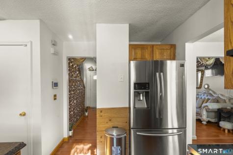 15 Kenneth Circle Waterbury CT 06710
