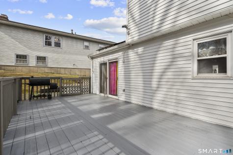 15 Kenneth Circle Waterbury CT 06710
