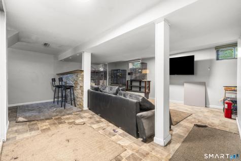 106 Peck Avenue West Haven CT 06516