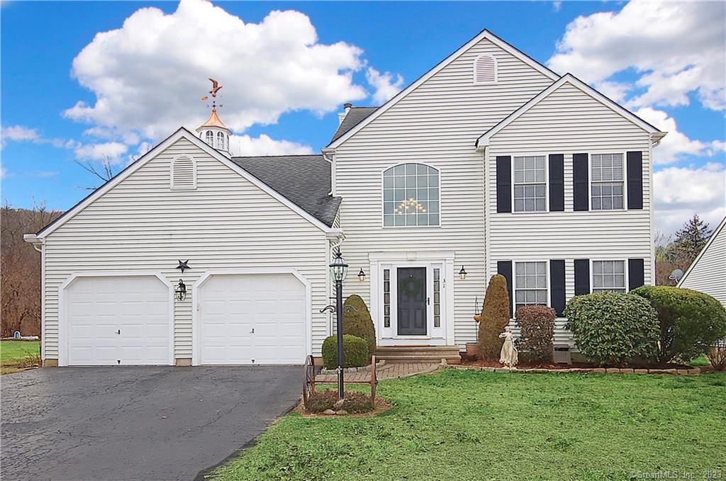31 Meadow Brook Place Naugatuck CT 06770