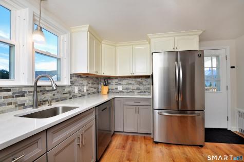 19 Fennbrook Road West Hartford CT 06119