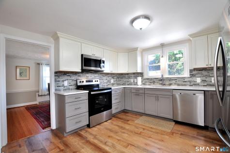 19 Fennbrook Road West Hartford CT 06119