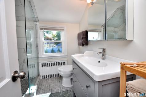 19 Fennbrook Road West Hartford CT 06119