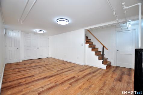19 Fennbrook Road West Hartford CT 06119