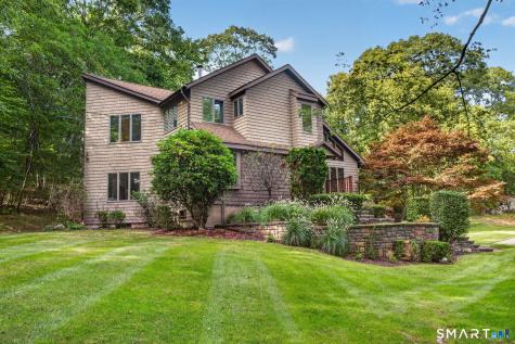 5 Connally Drive Old Saybrook CT 06475