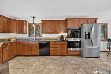 5 Connally Drive Old Saybrook CT 06475