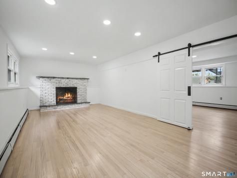 723 Totoket Road North Branford CT 06472