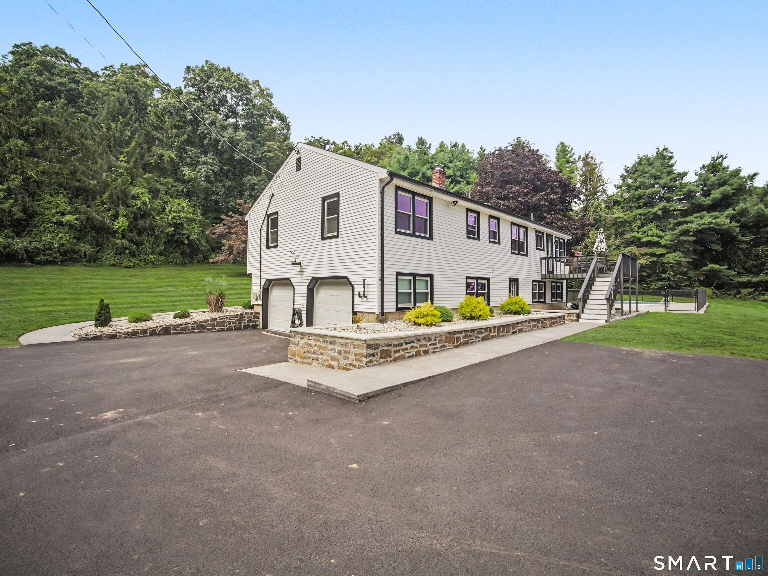 723 Totoket Road North Branford CT 06472