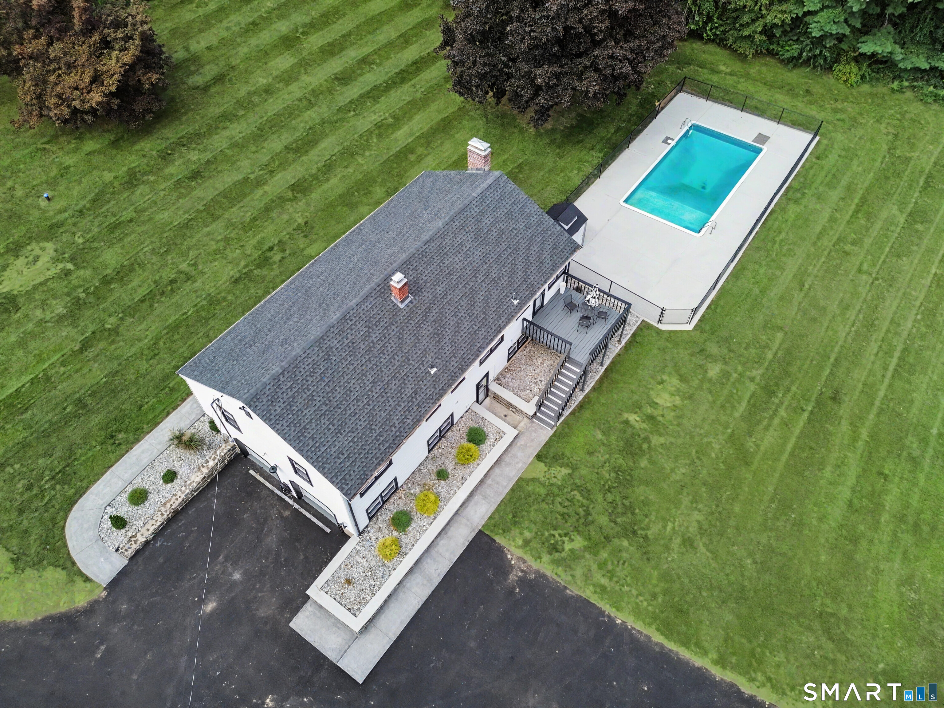 723 Totoket Road North Branford CT 06472
