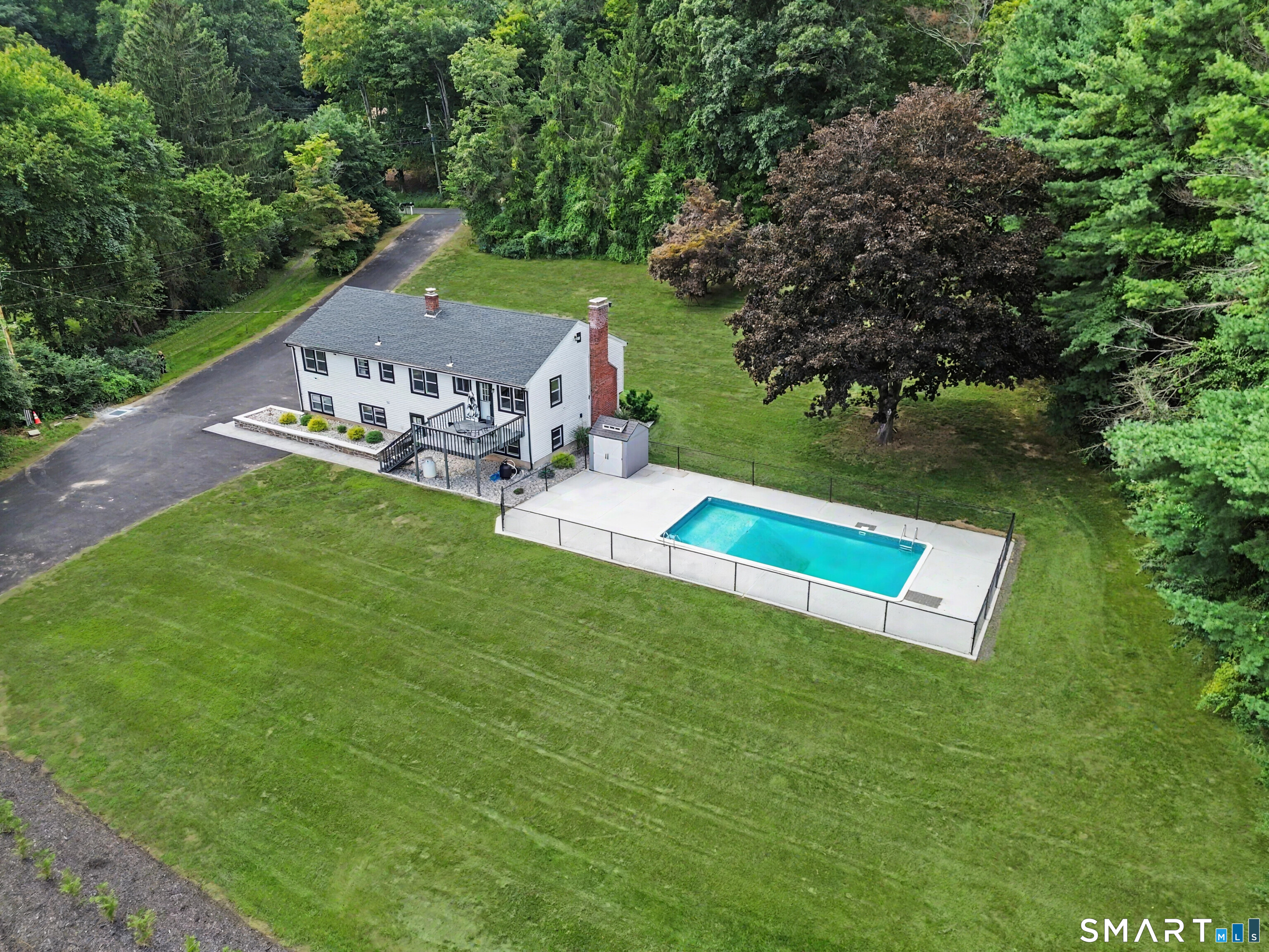 723 Totoket Road North Branford CT 06472