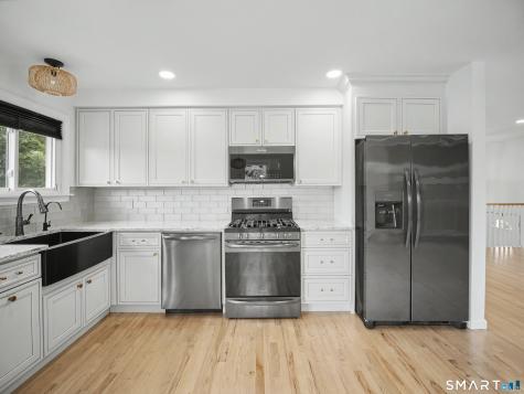723 Totoket Road North Branford CT 06472