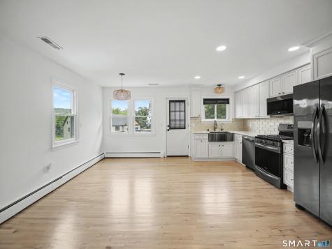 723 Totoket Road North Branford CT 06472