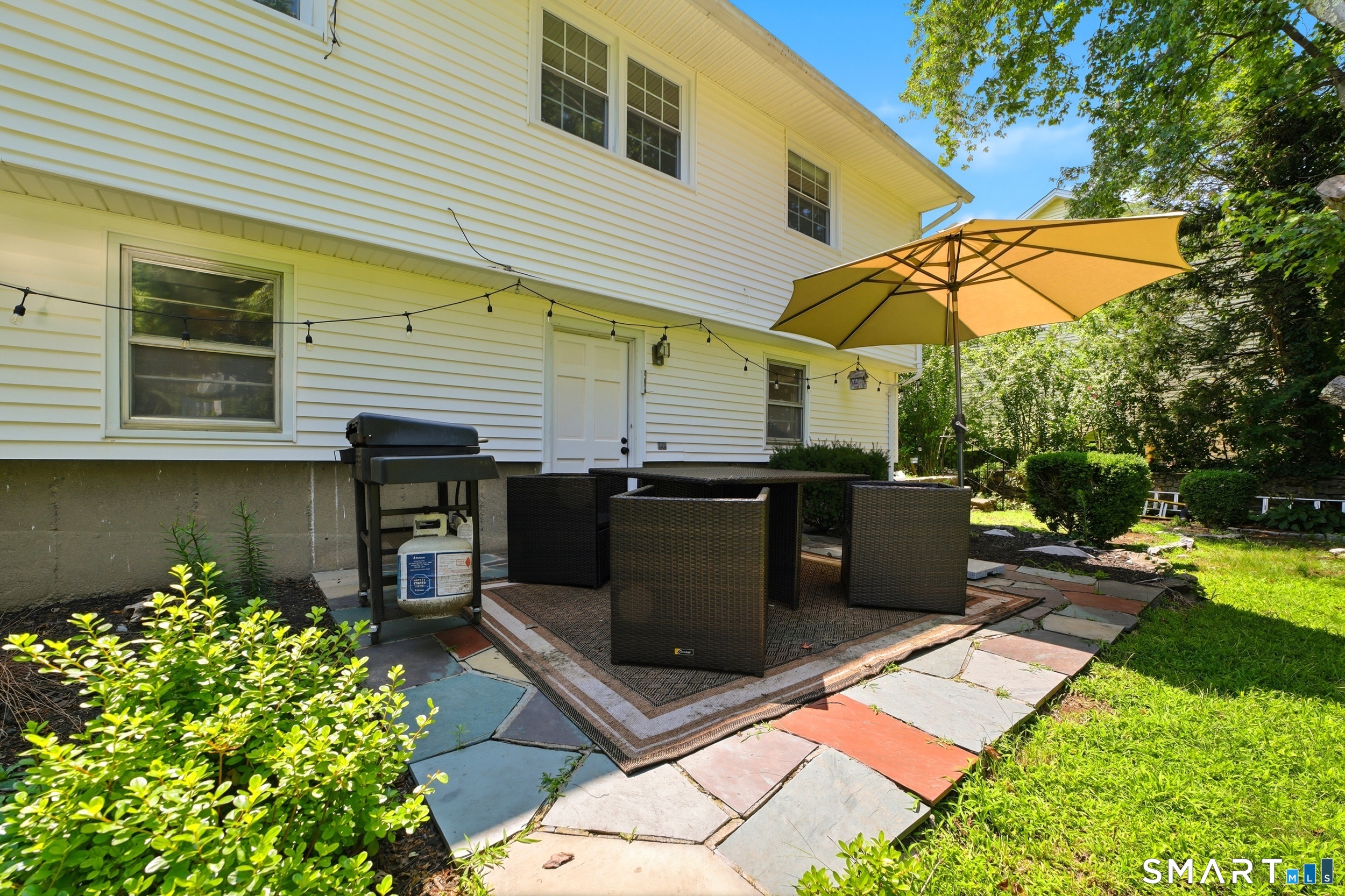 110 Ruby Lane Stratford CT 06614