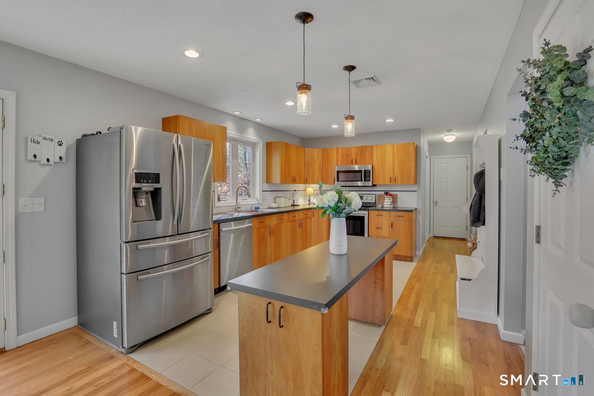 345 Hebron Road Andover CT 06232
