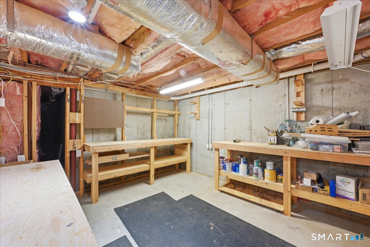 99 Sleepy Hollow Road East Lyme CT 06357
