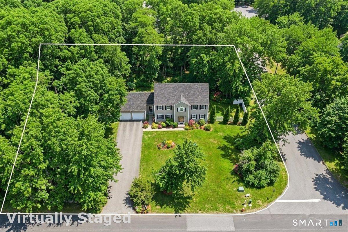 99 Sleepy Hollow Road East Lyme CT 06357
