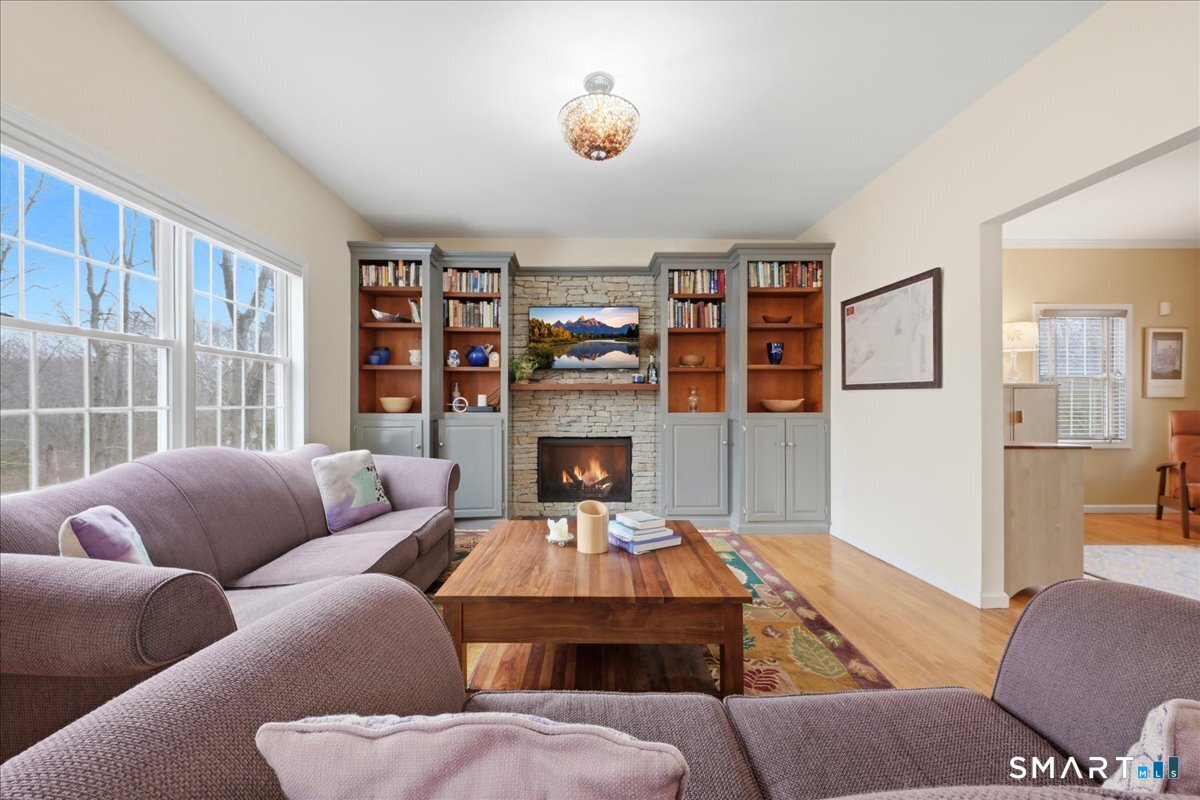99 Sleepy Hollow Road East Lyme CT 06357
