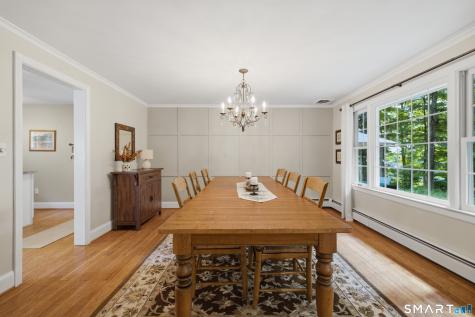 49 Apple Hill Road West Hartford CT 06117