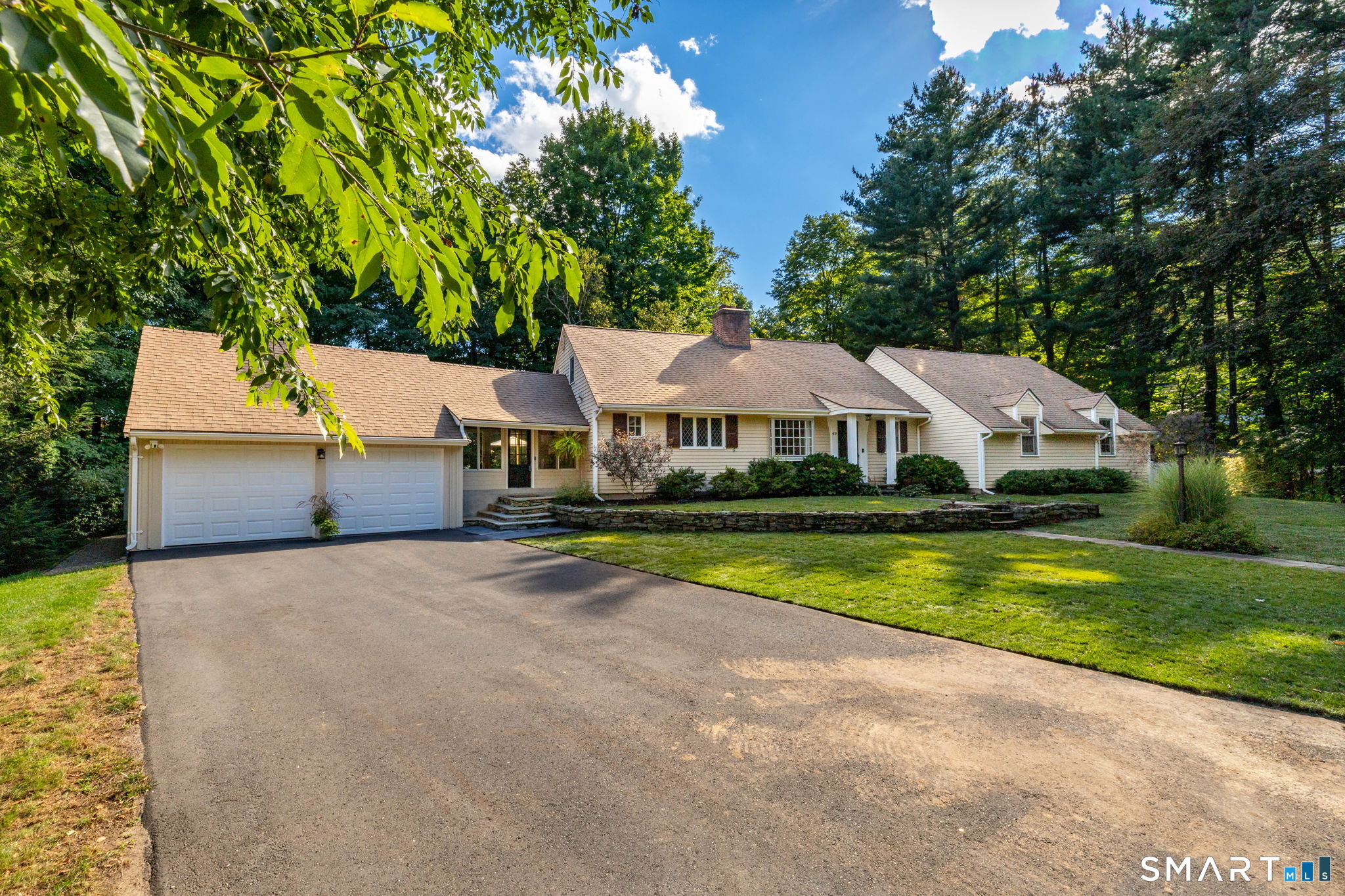 49 Apple Hill Road West Hartford CT 06117