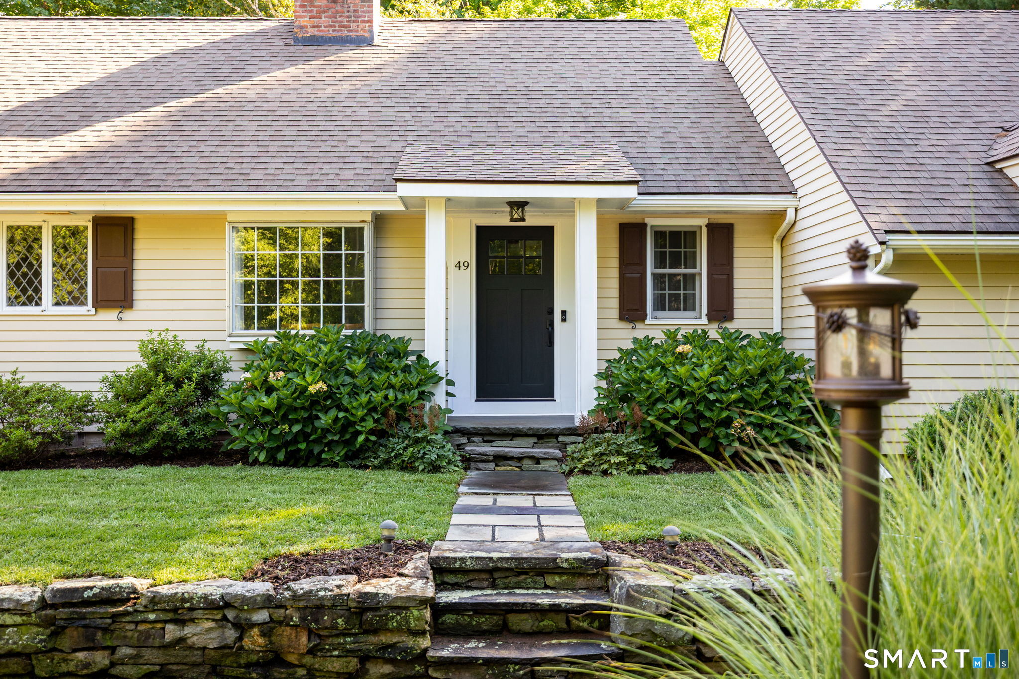 49 Apple Hill Road West Hartford CT 06117