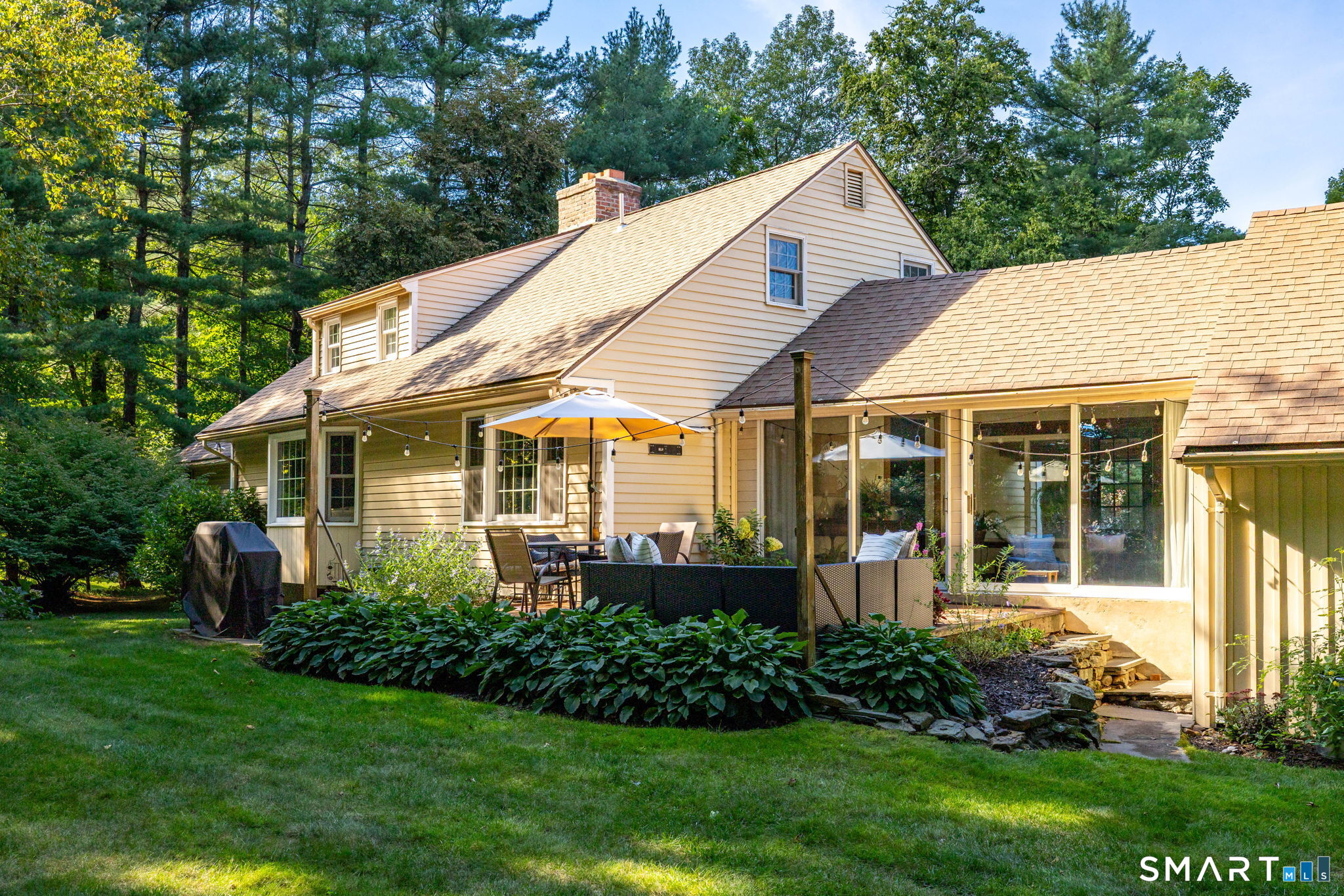 49 Apple Hill Road West Hartford CT 06117