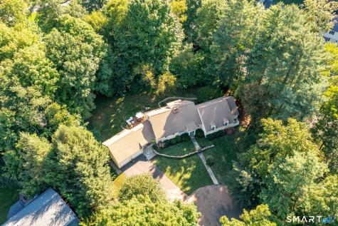 49 Apple Hill Road West Hartford CT 06117