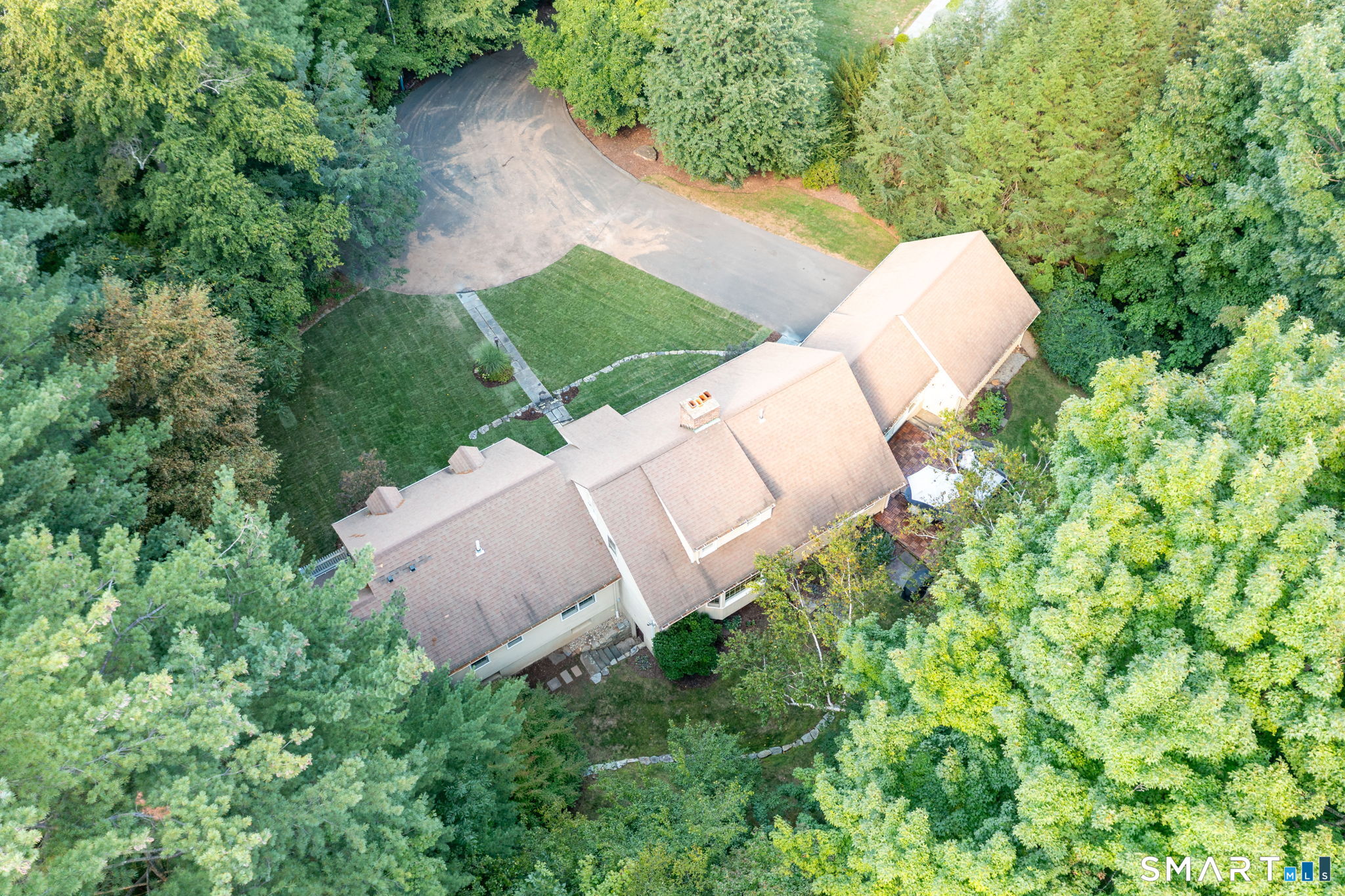 49 Apple Hill Road West Hartford CT 06117