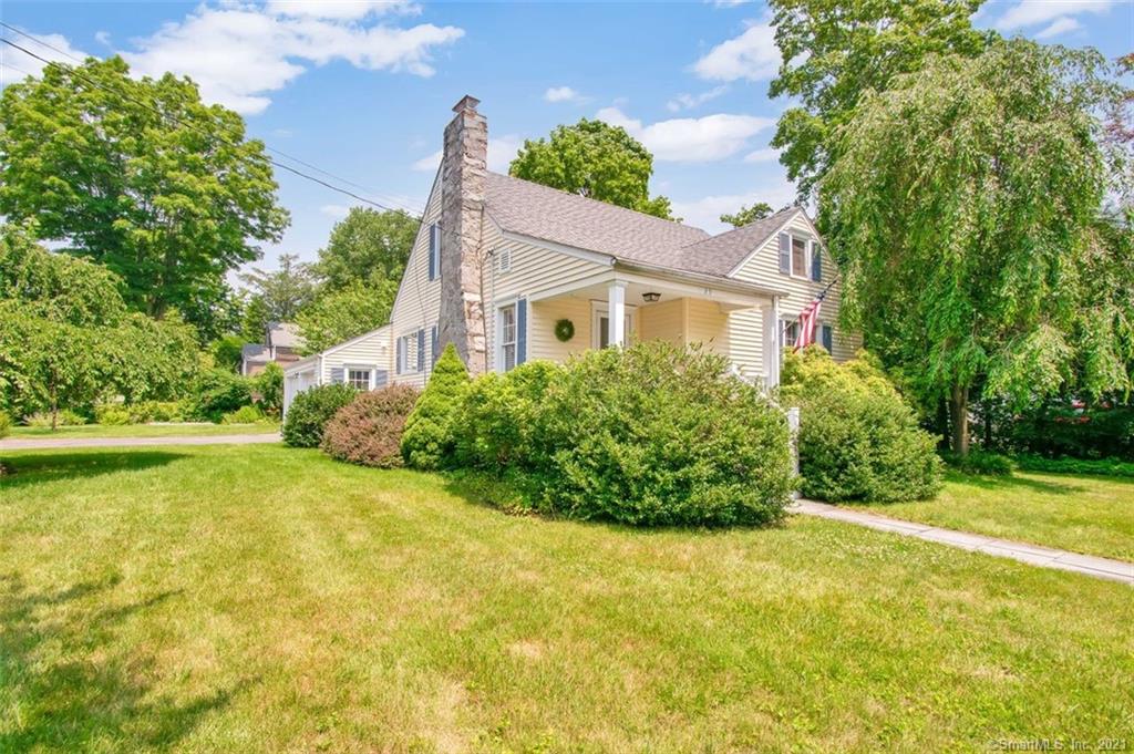 29 Chestnut Street Trumbull CT 06611