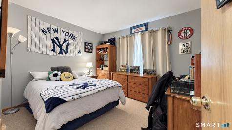 17 Pier Court Milford CT 06460