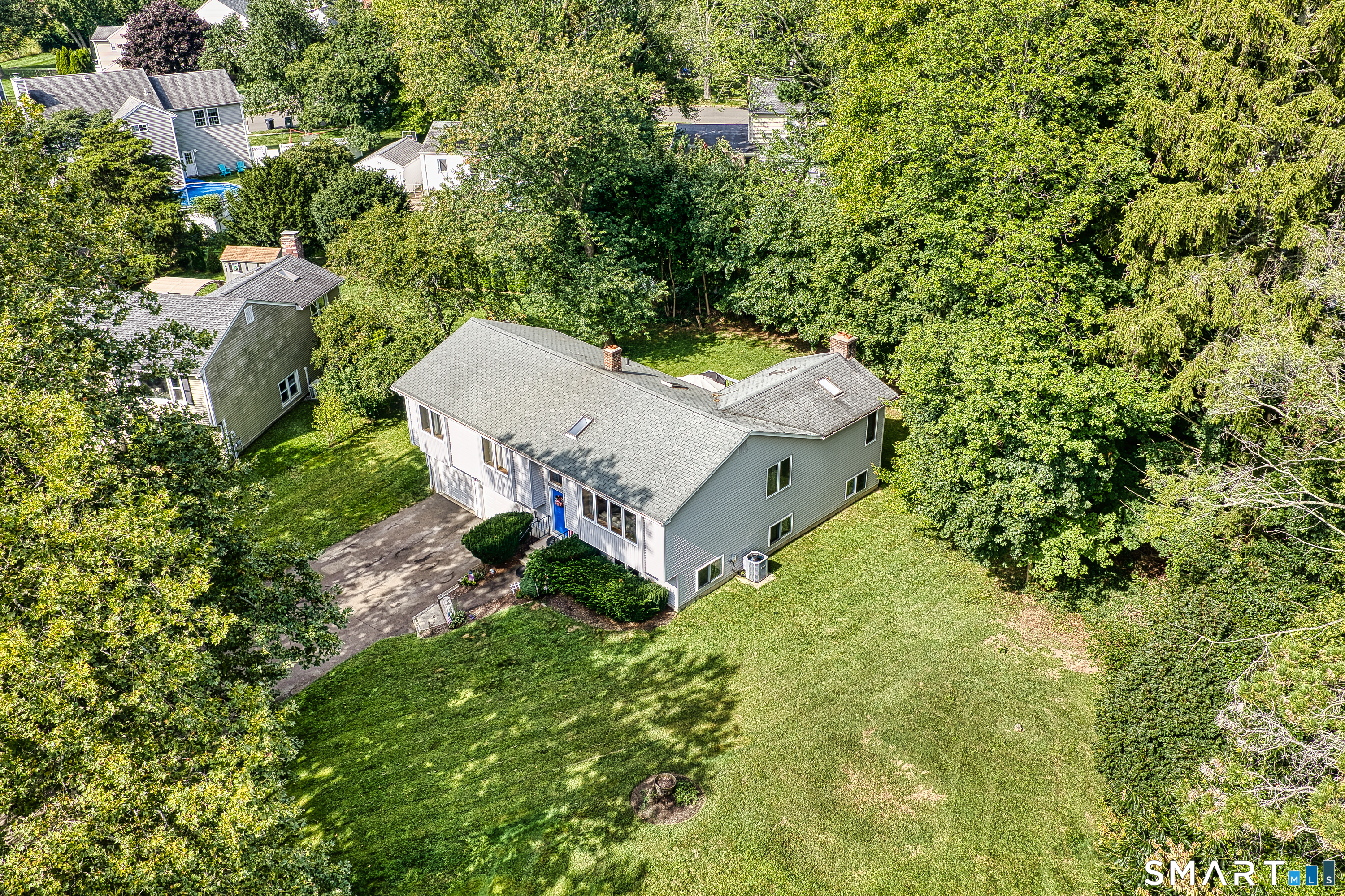 17 Pier Court Milford CT 06460