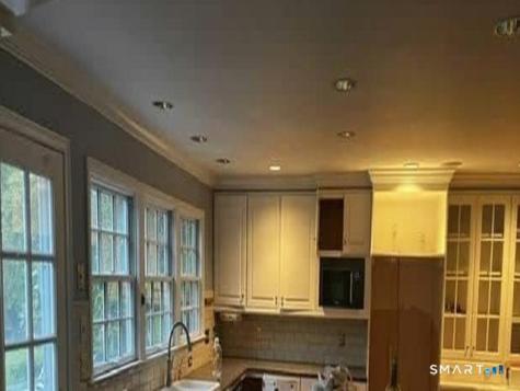 49 Pilgrim Road West Hartford CT 06117