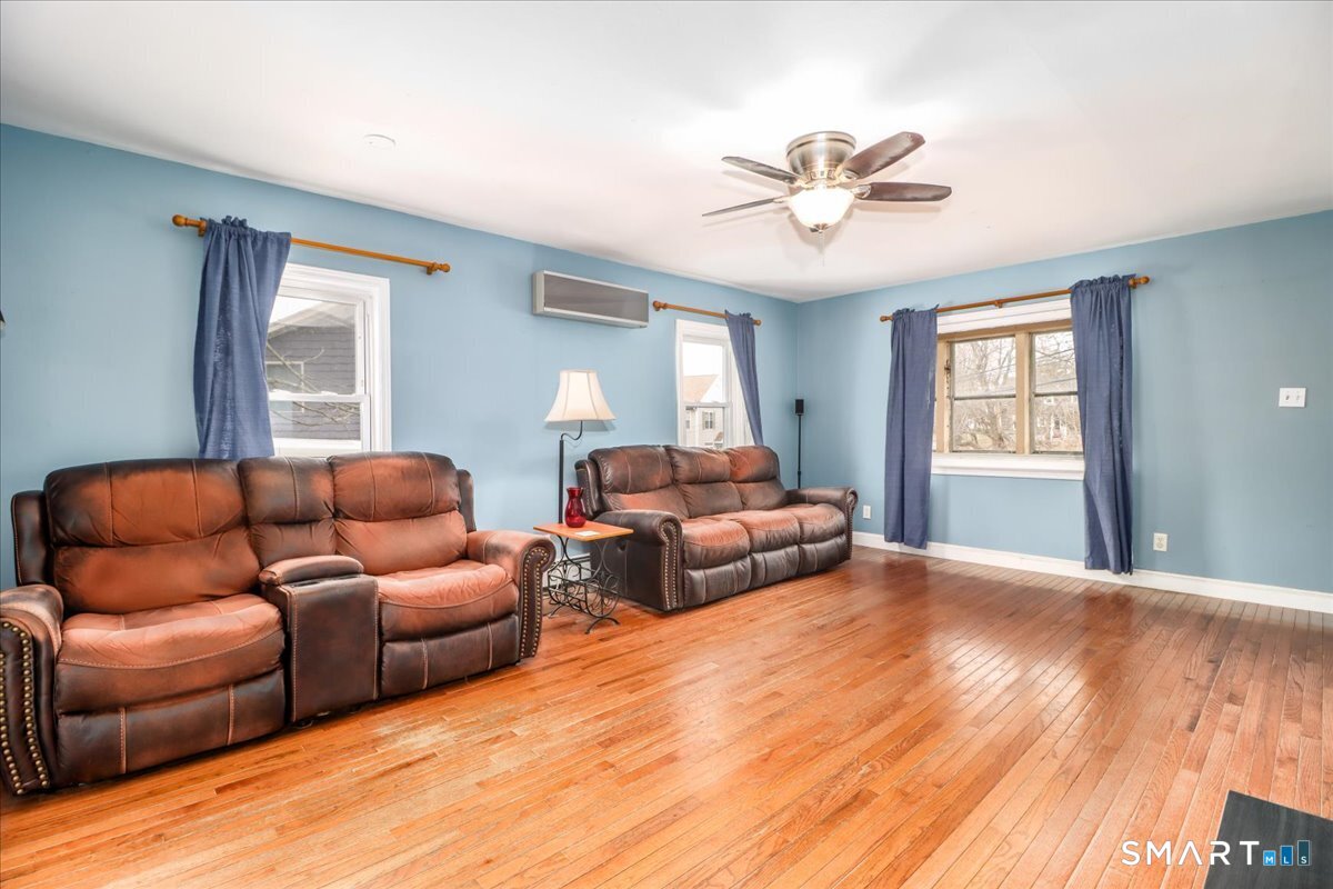 2 Reeds Lane Stratford CT 06614