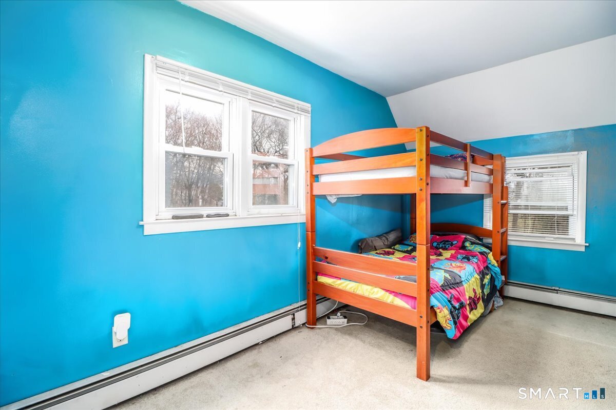 2 Reeds Lane Stratford CT 06614
