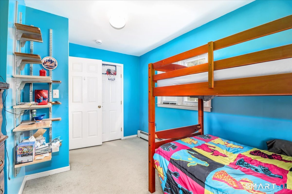 2 Reeds Lane Stratford CT 06614