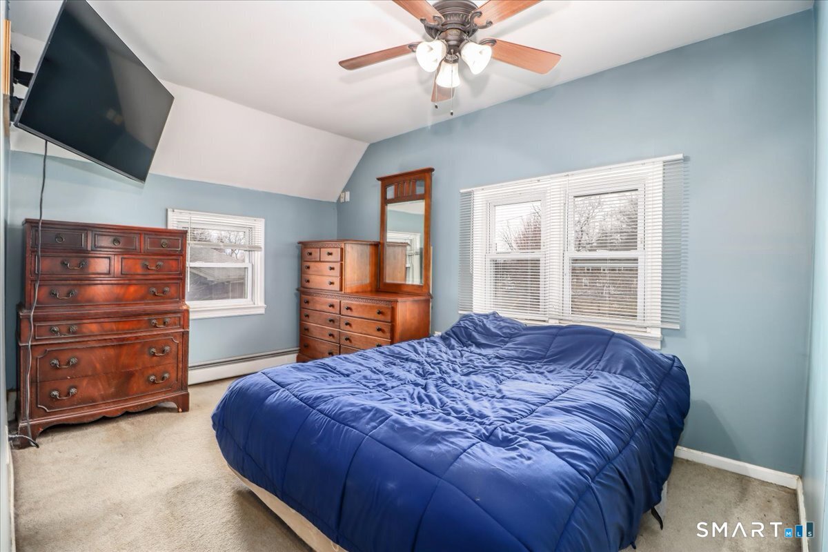 2 Reeds Lane Stratford CT 06614