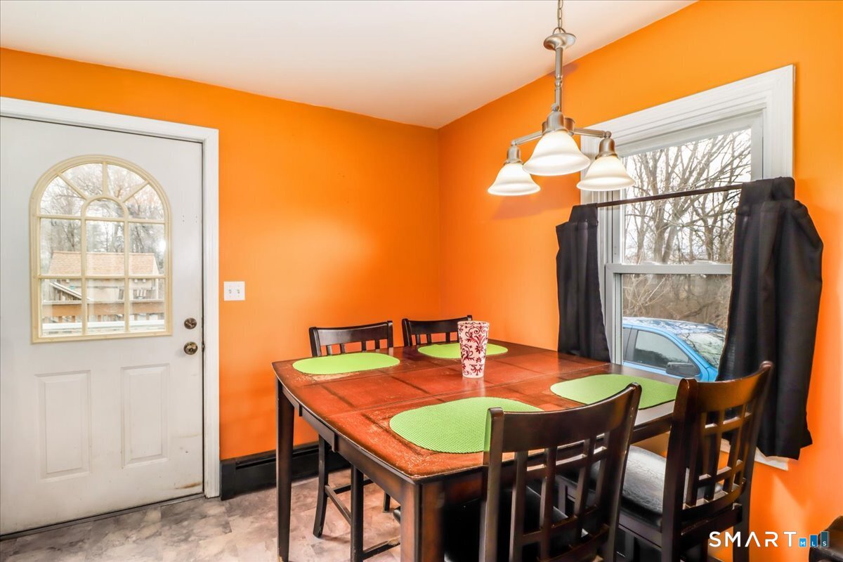 2 Reeds Lane Stratford CT 06614
