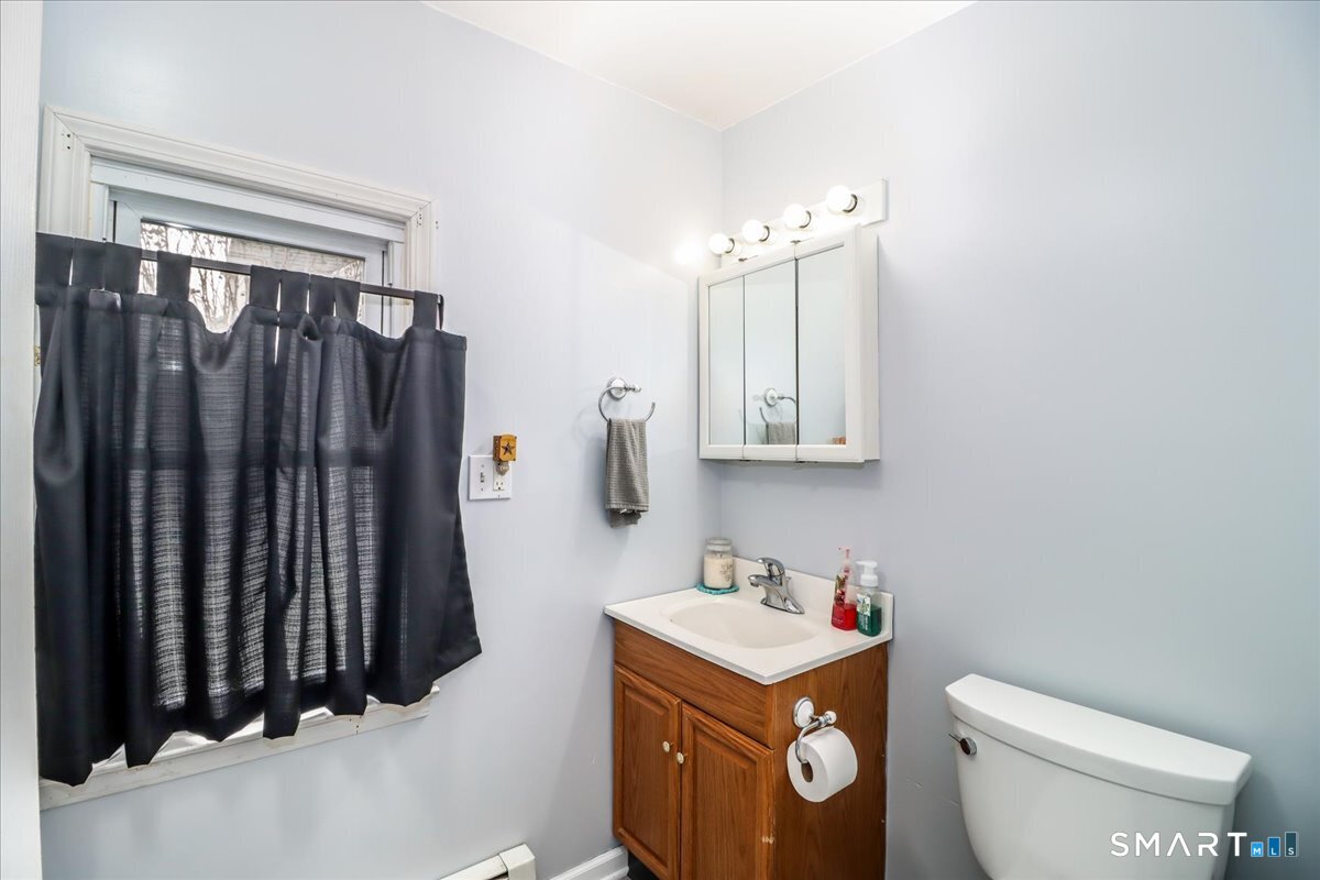2 Reeds Lane Stratford CT 06614