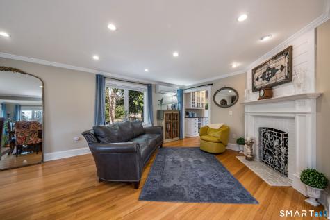24 Cottage Place Old Saybrook CT 06475