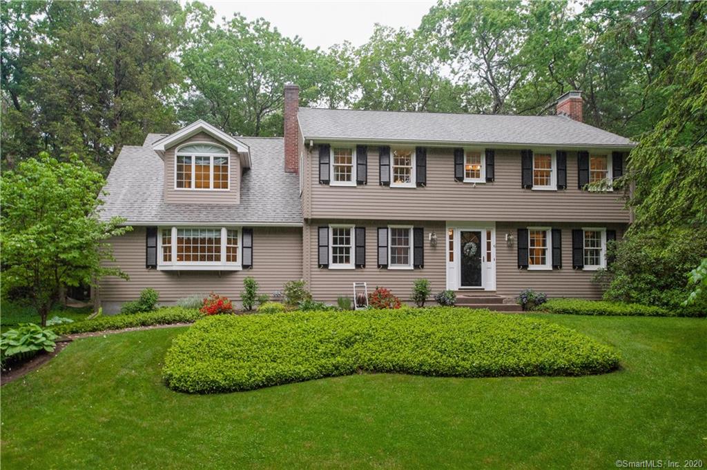 10 Flintlock Ridge Simsbury CT 06070