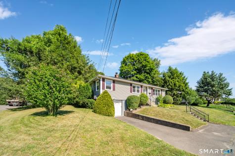 154 Parklawn Drive Waterbury CT 06708