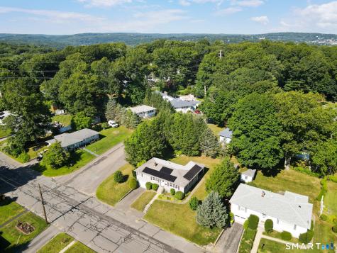 154 Parklawn Drive Waterbury CT 06708