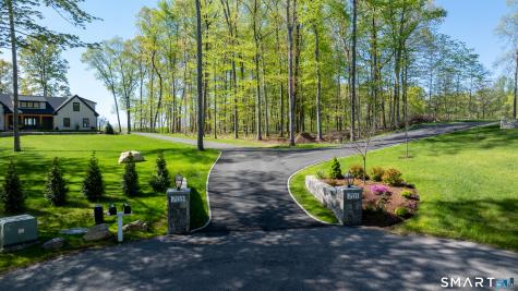 702 Fox Hopyard Road East Haddam CT 06423