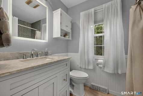 22 Commodore Hull Drive Derby CT 06418