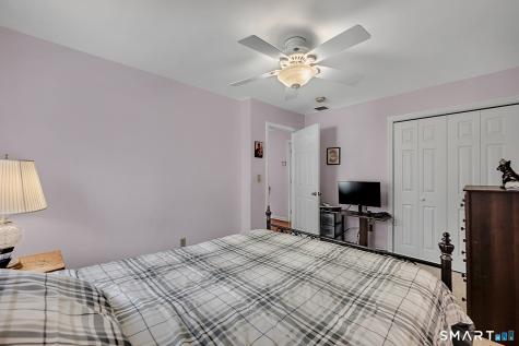 22 Commodore Hull Drive Derby CT 06418