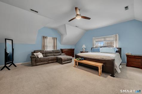 22 Commodore Hull Drive Derby CT 06418