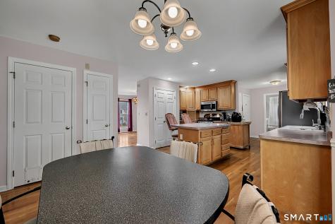 22 Commodore Hull Drive Derby CT 06418