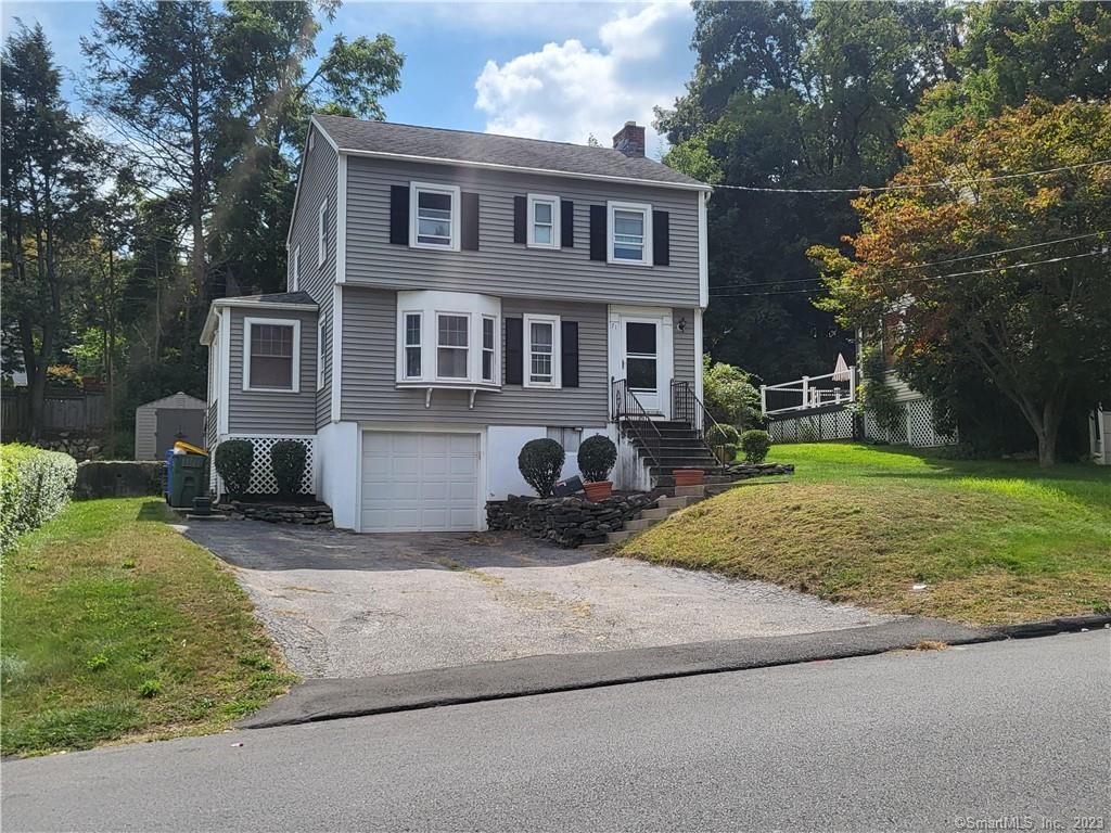 71 Deerfield Avenue Waterbury CT 06708