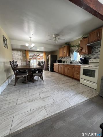 1683 Baldwin Street Waterbury CT 06706